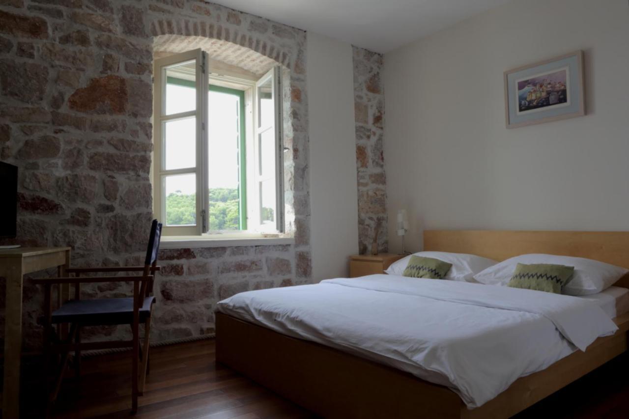 Hotel Maestral Prvić Luka Εξωτερικό φωτογραφία