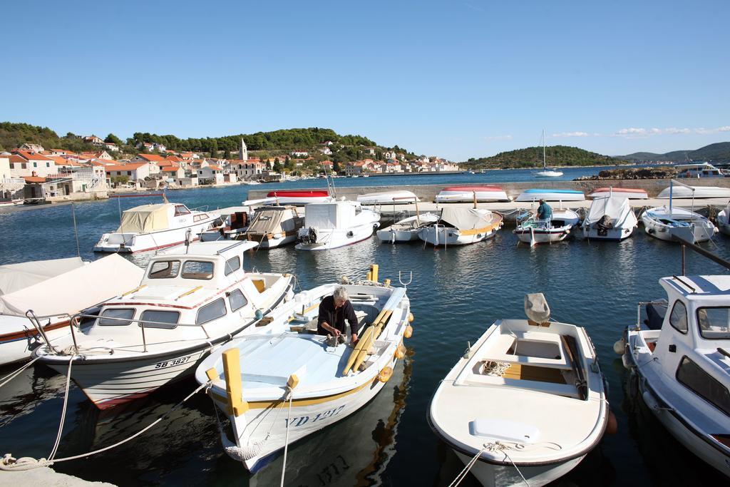 Hotel Maestral Prvić Luka Εξωτερικό φωτογραφία