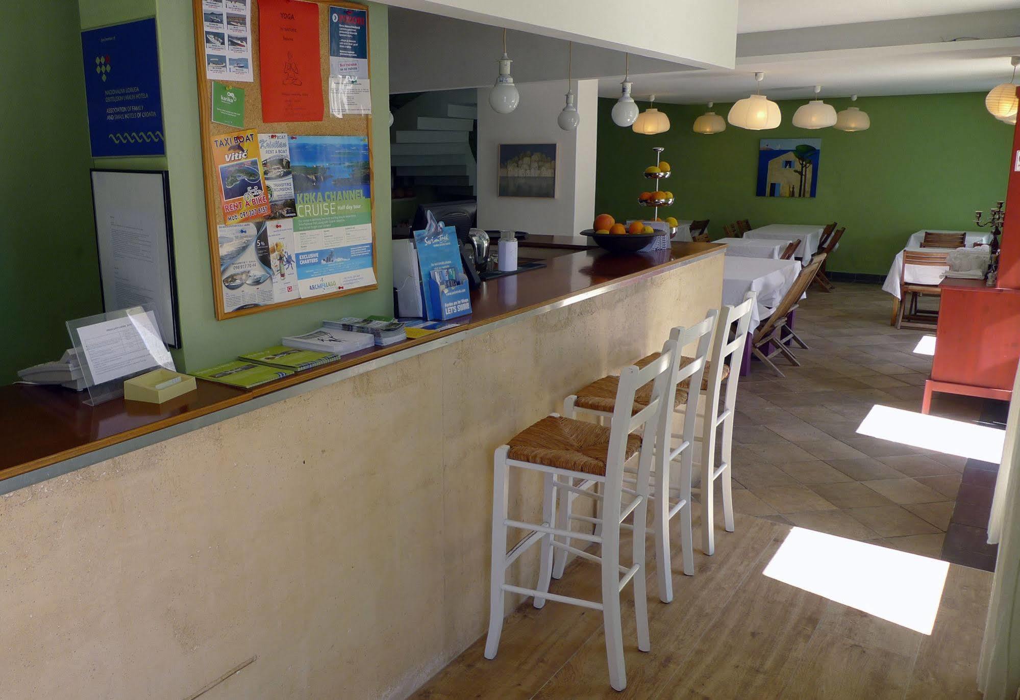 Hotel Maestral Prvić Luka Εξωτερικό φωτογραφία